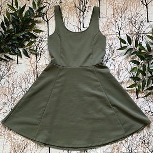 Divided by H&M Green Dress Size 6